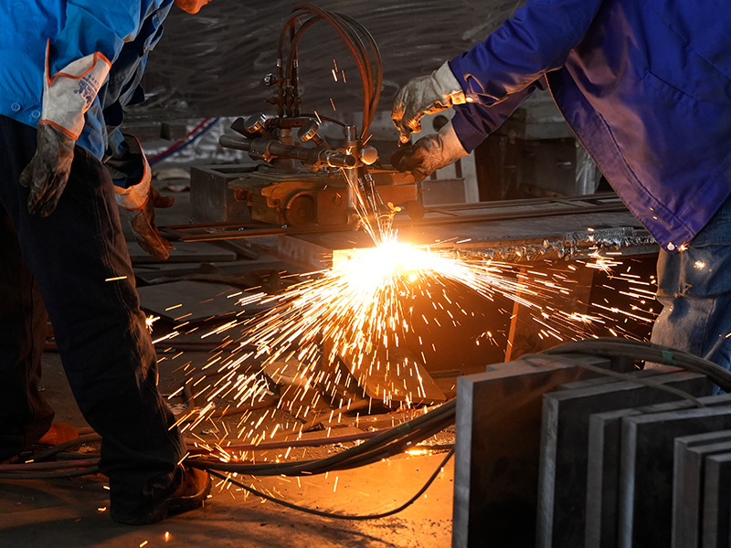 Каковы основные жаропрочные компоненты прецизионных отливок из жаропрочной стали?